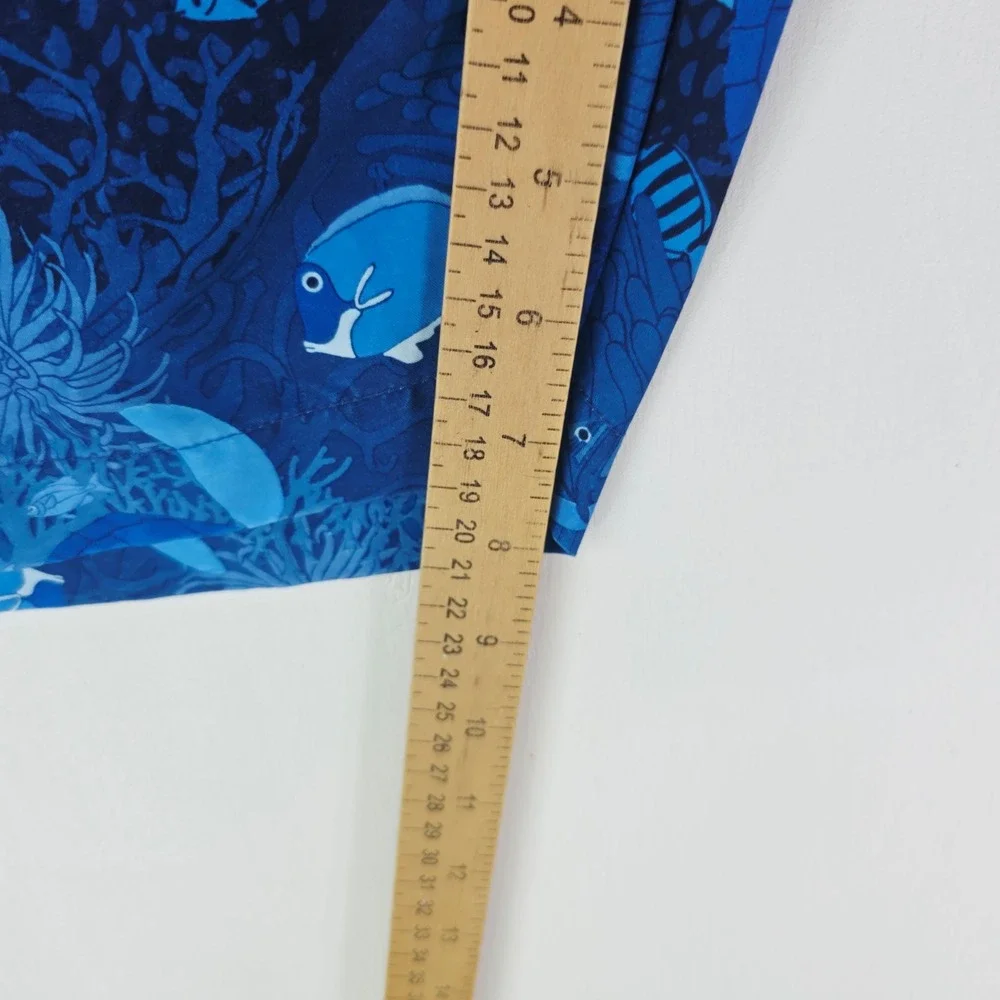 Southern Tide The Skipjack Water Shorts Blue Sea Turtle Seahorse Print Mens M